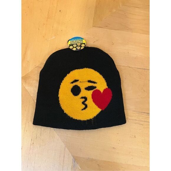 NWT! Black Yellow Emoji Winky Kissy Face Beany Winter Hat OSFM - Picture 1 of 5